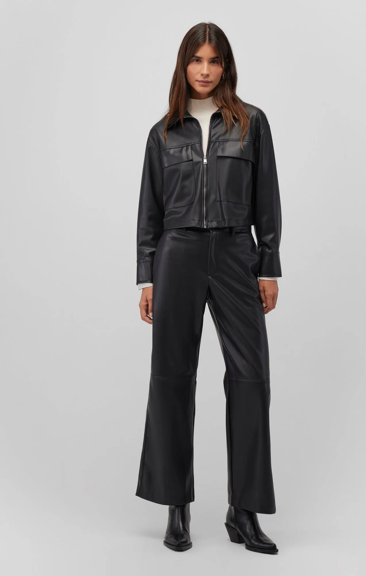 FAUX LEATHER WIDE LEG PANTS IN BLACK