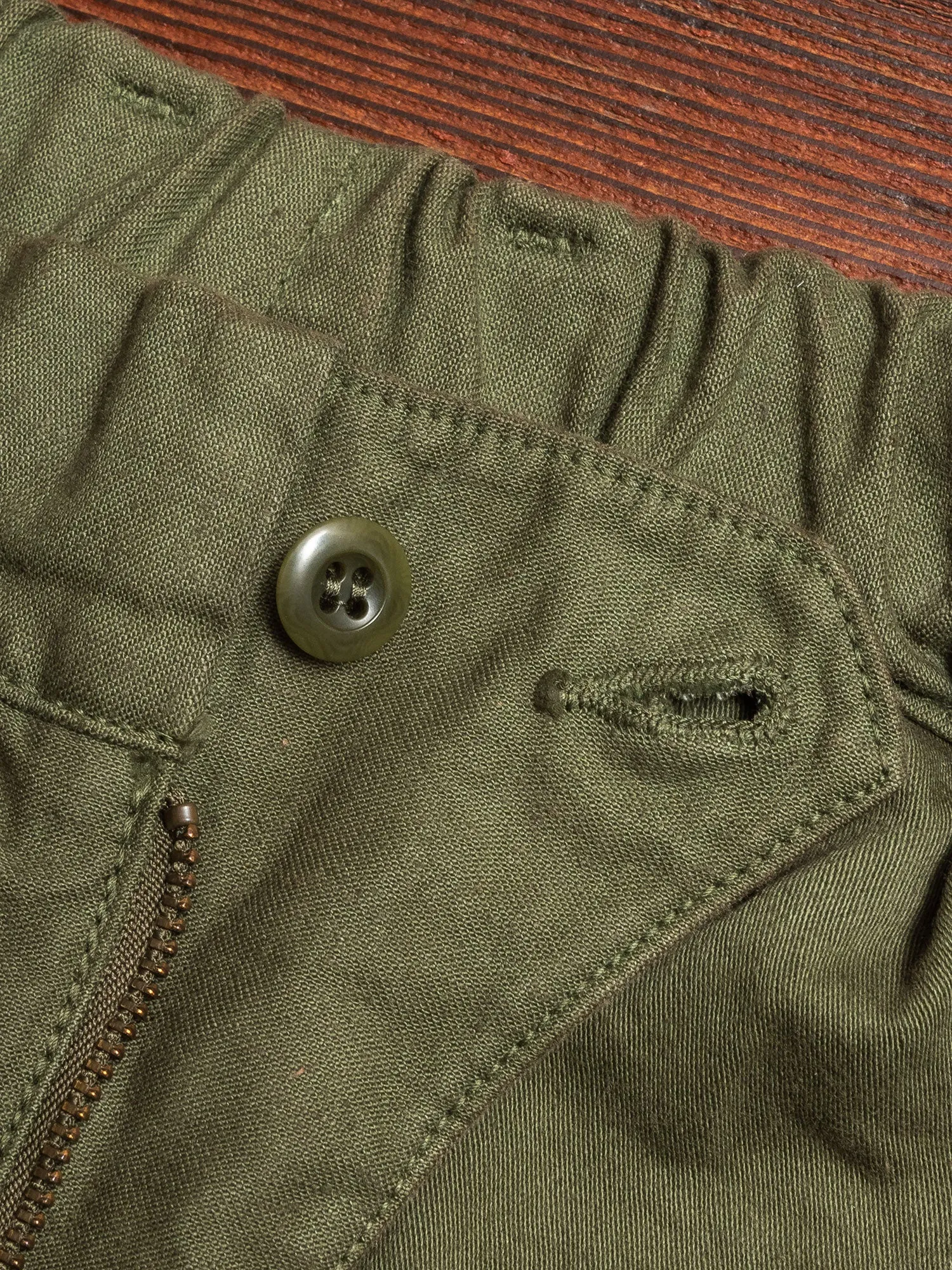 One-Tuck Wide Pants in Olive