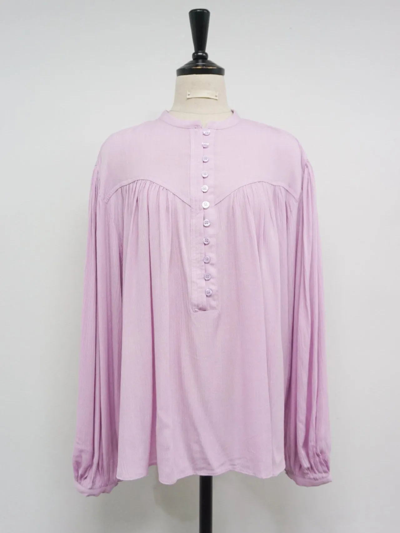 ROUND NECK BUTTON DETAIL BLOUSE