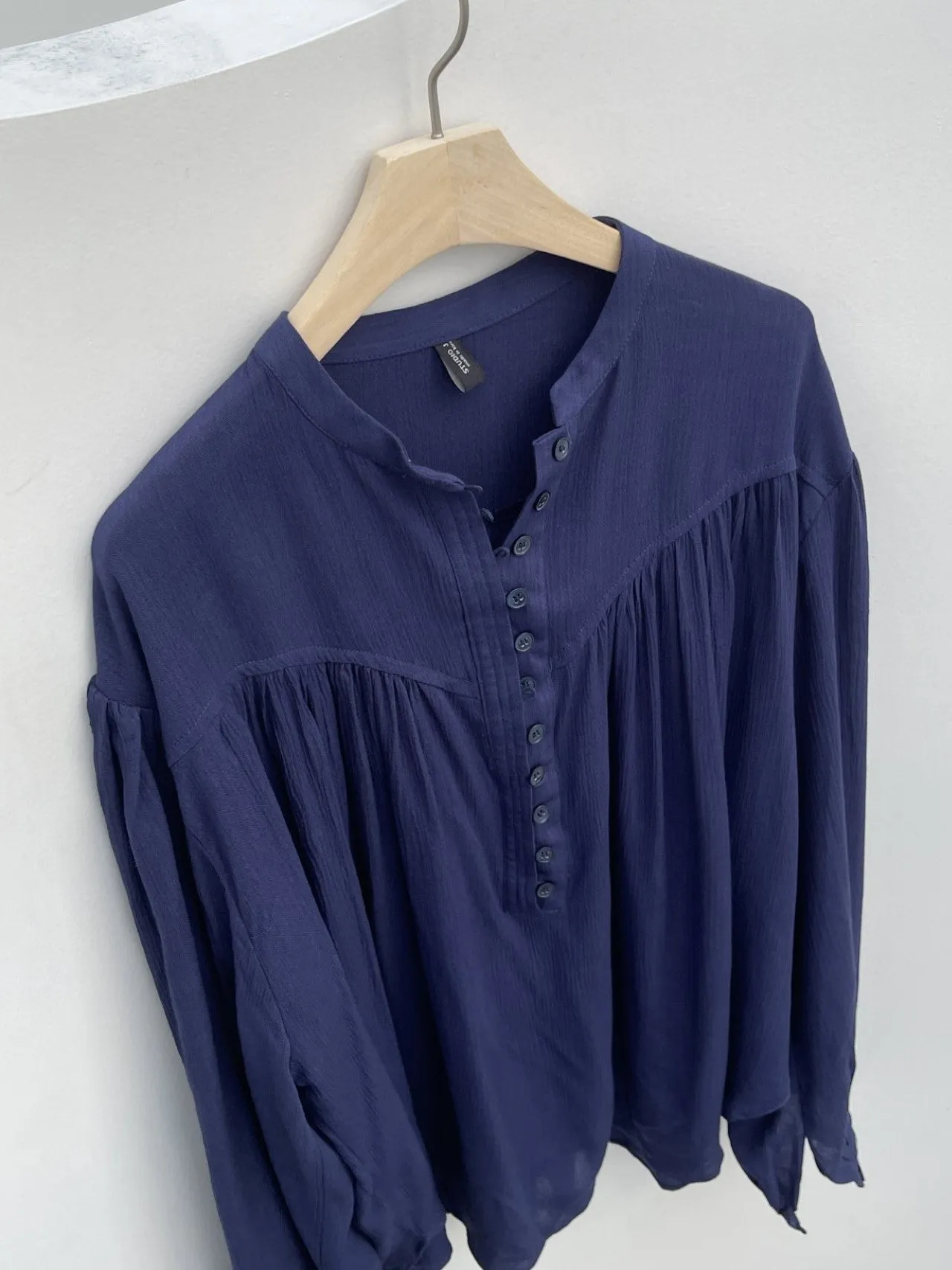 ROUND NECK BUTTON DETAIL BLOUSE