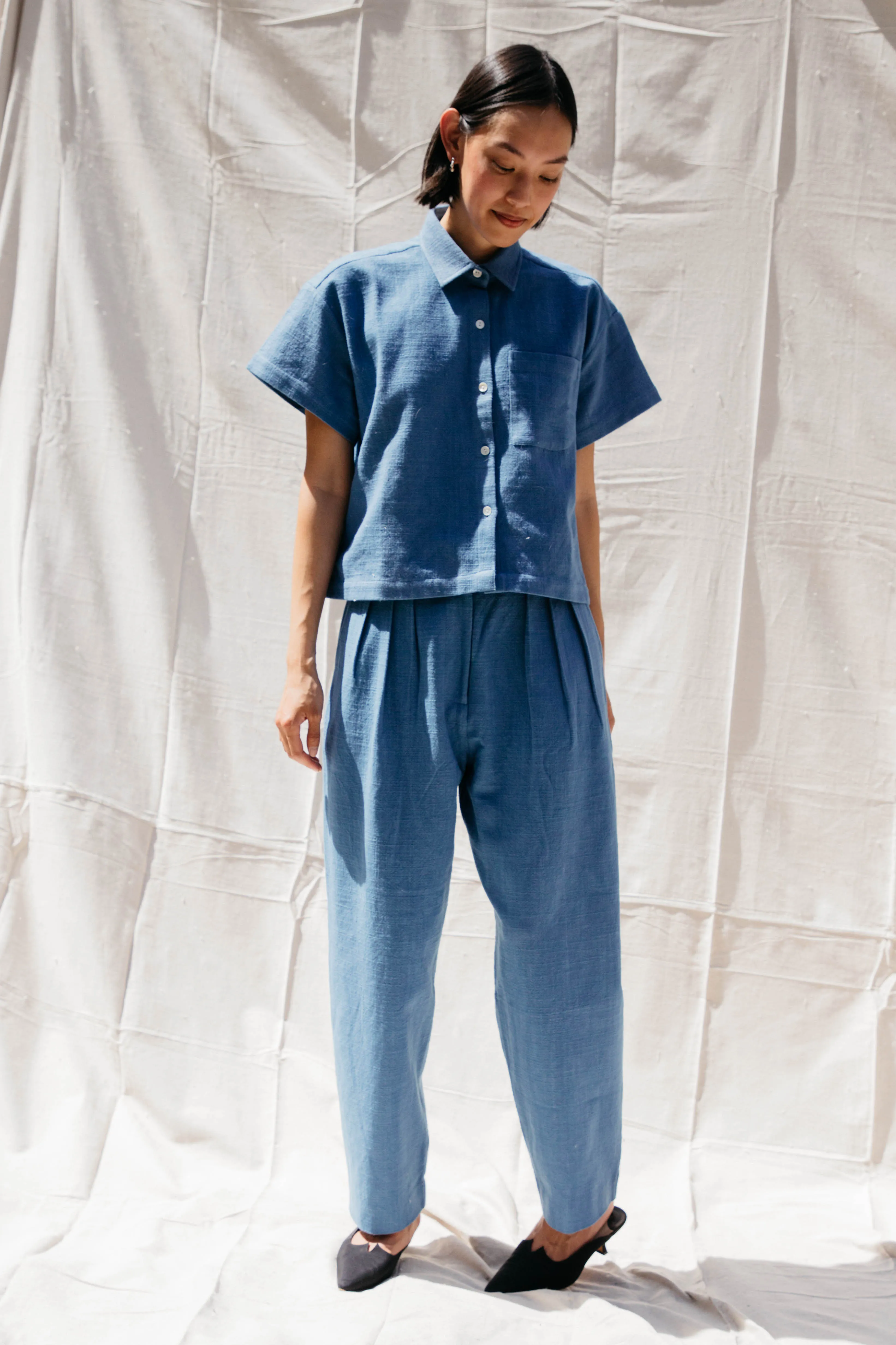 Sol Pleated Trouser - Cornflower Textured Cotton