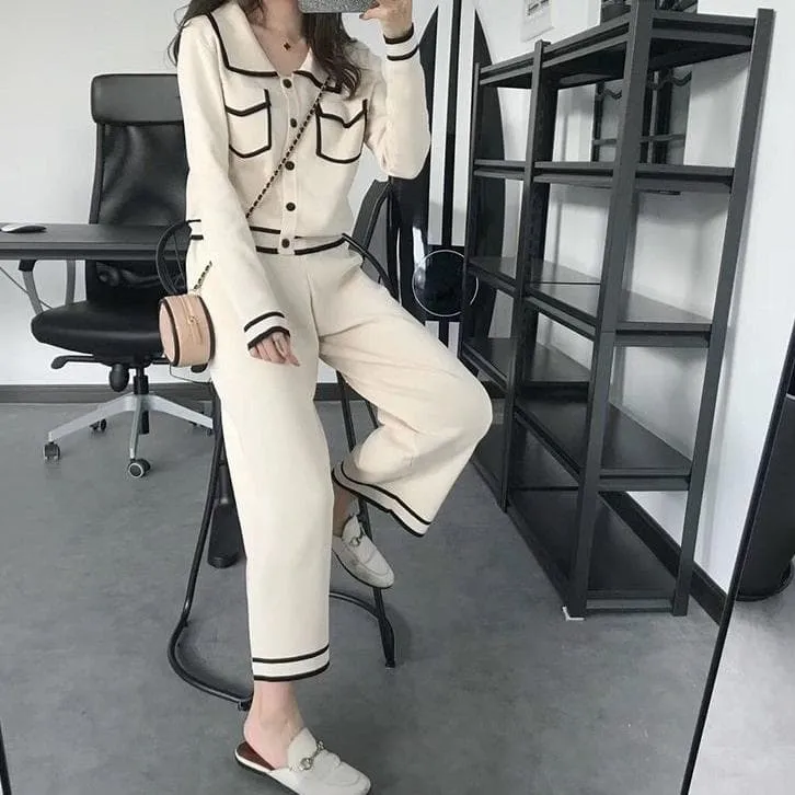 Two-Piece-Set (Blouse/Cardigan  Wide-Leg Pants)